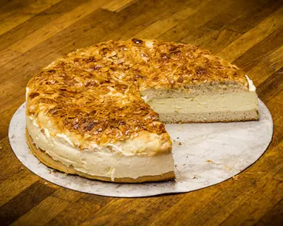 Bienenstich – Bäckerei-Konditorei Schell
