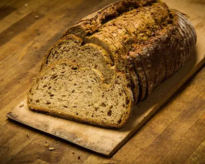 Goldkornbrot – Bäckerei-Konditorei Schell