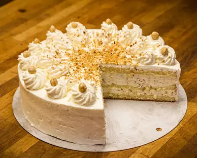 Nusssahnetorte – Bäckerei-Konditorei Schell