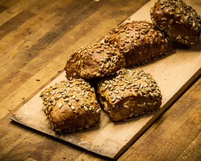 Sonnenblumenbrötchen – Bäckerei-Konditorei Schell