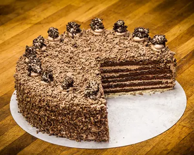 Trüffelcremetorte – Bäckerei-Konditorei Schell