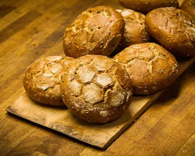 Vitalisbrötchen – Bäckerei-Konditorei Schell